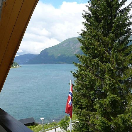 Apartament Panorama Fjord Olden Zewnętrze zdjęcie