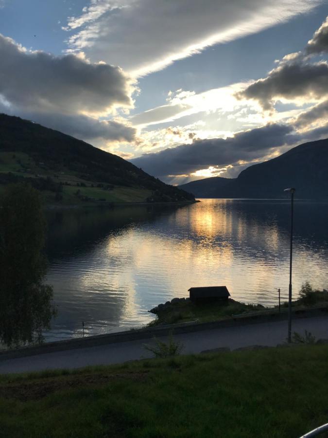 Apartament Panorama Fjord Olden Zewnętrze zdjęcie